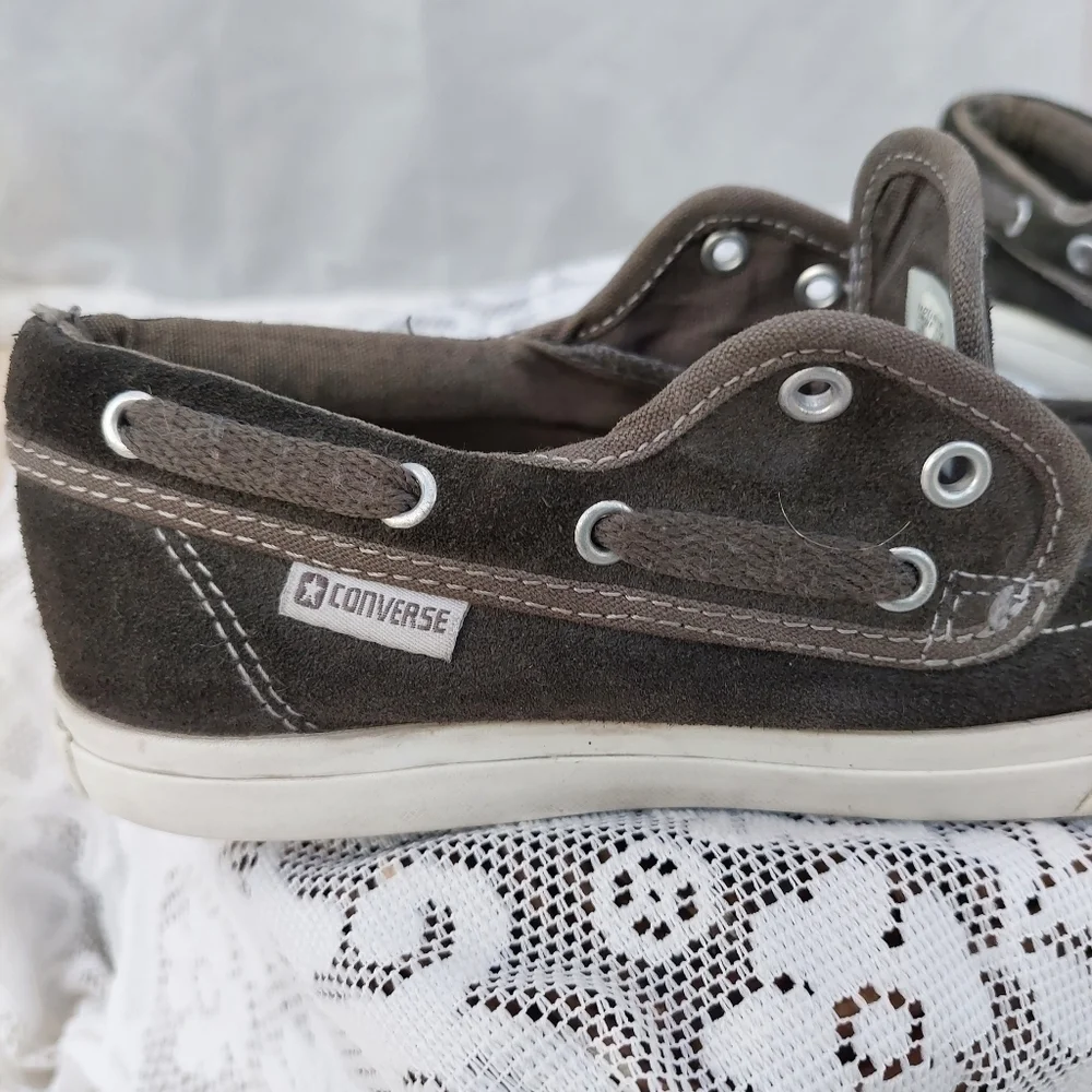 Juniors size 1 All Star Converse Gray Loafer Slip-On Moccasin Boat Shoes